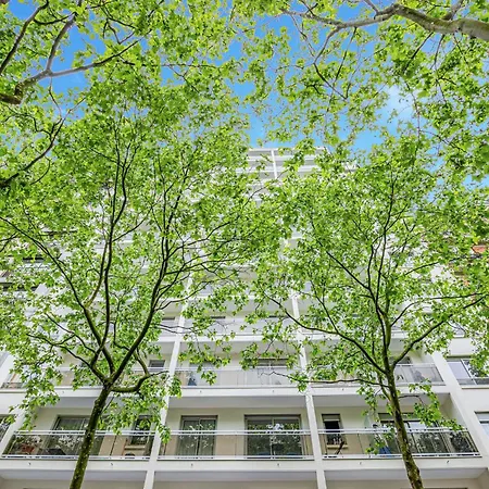 Cozy In With Kitchen Paris