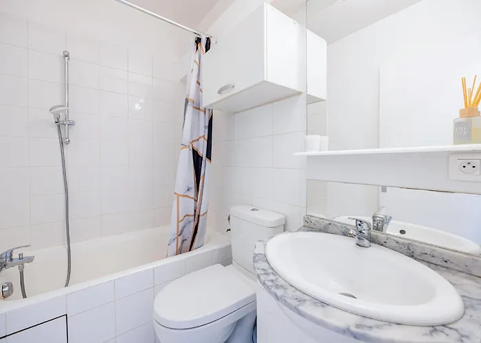 Cozy In With Kitchen *